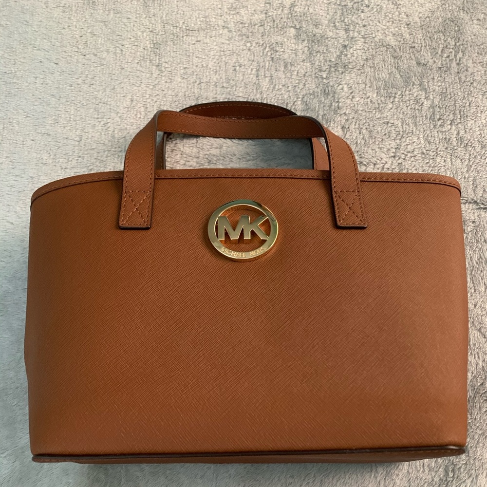 Michael Kors purse and wallet